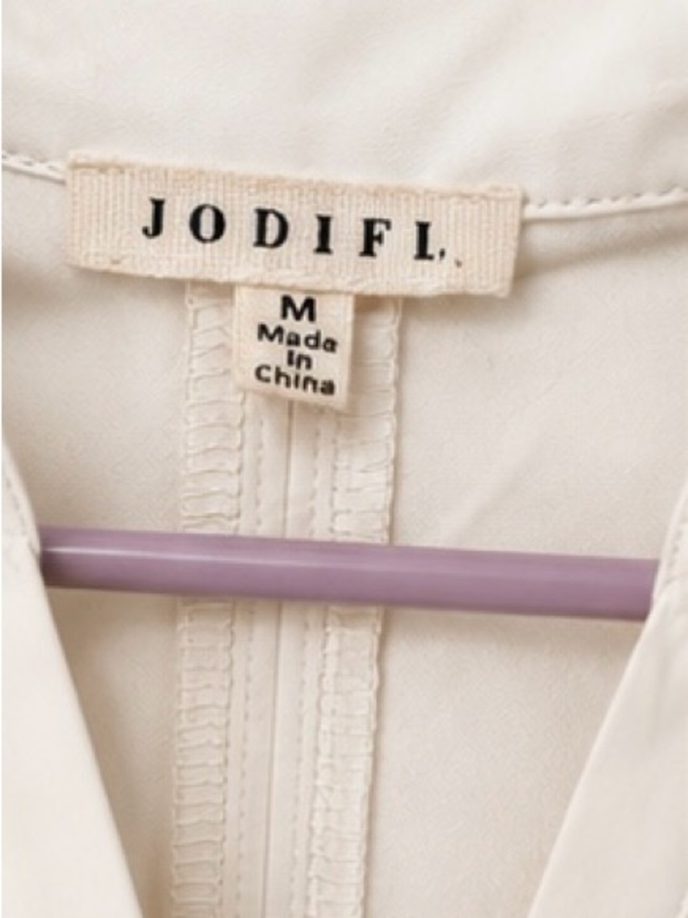 Jodifl Ivory Faux Leather Flutter Sleeve Top Size M Chic Boutique Blouse - Picture 4 of 7